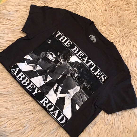apple corps Tops - NWOT Beatles “Abbey Road” T-shirt